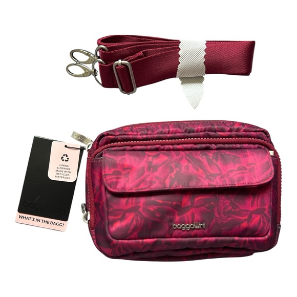 Baggallini Handbags - Baggallini Modern Double Zip Crossbody Bag